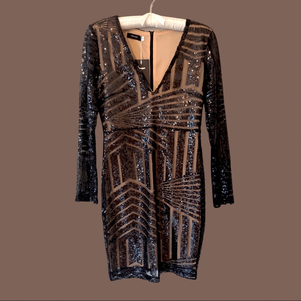 Miss Ord Black Sequin Long Sleeve Dress
